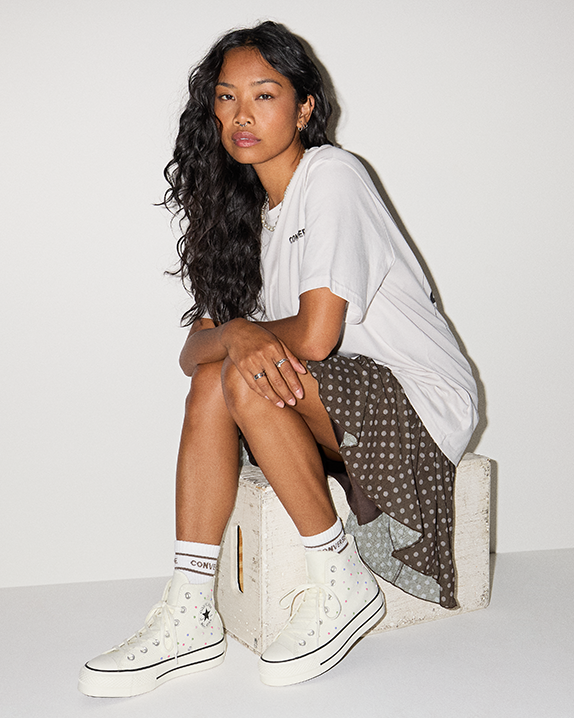 #color_Egret/Very Peri/Black