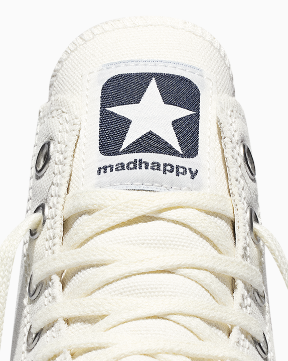 #color_Vintage White/Egret/Enamel Red