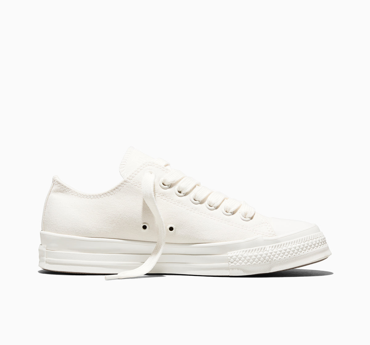 Chuck Taylor Throwback