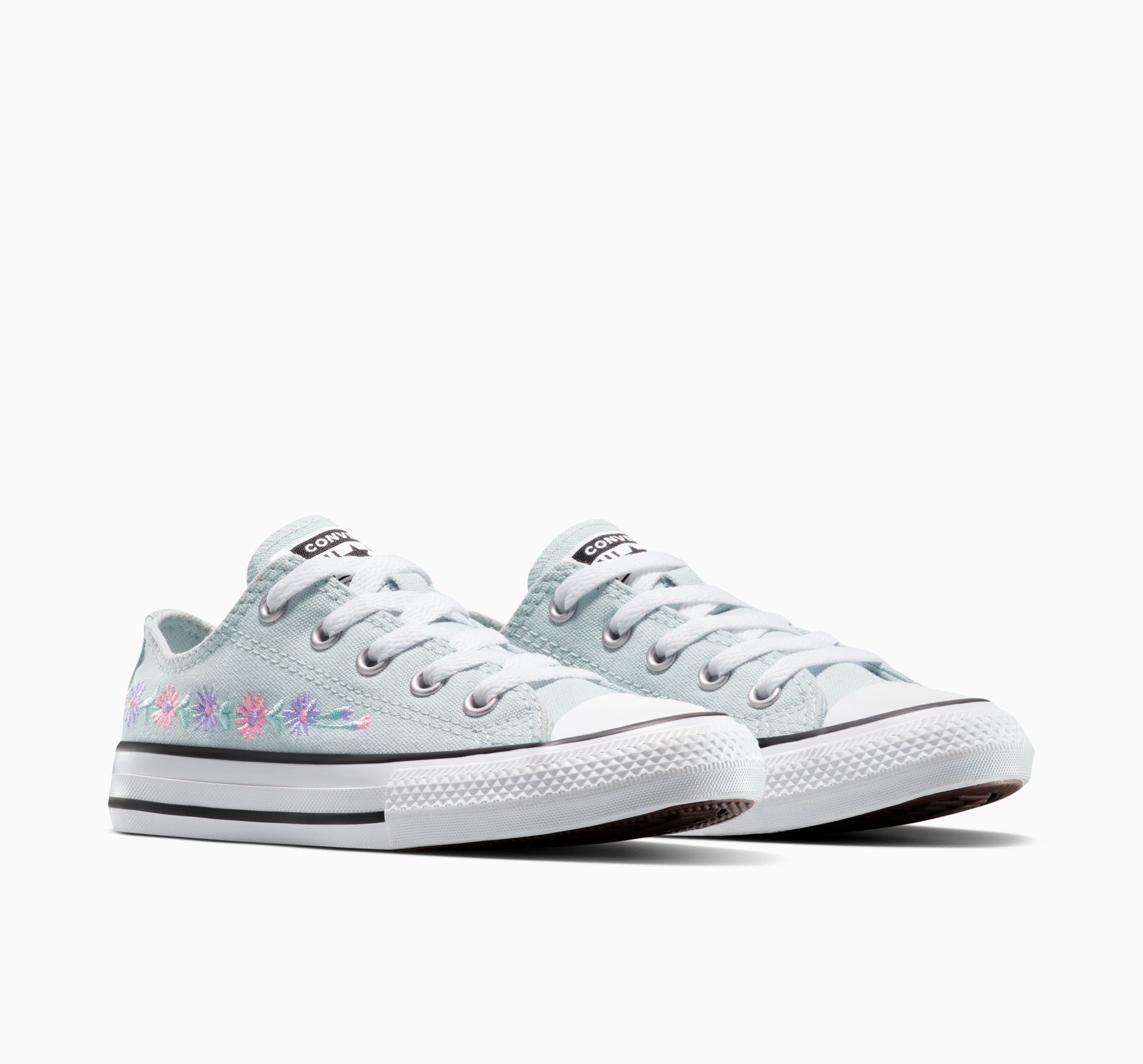 Chuck Taylor All Star brodé de motifs floraux