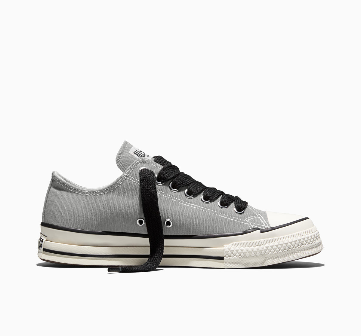 Chuck Taylor Throwback