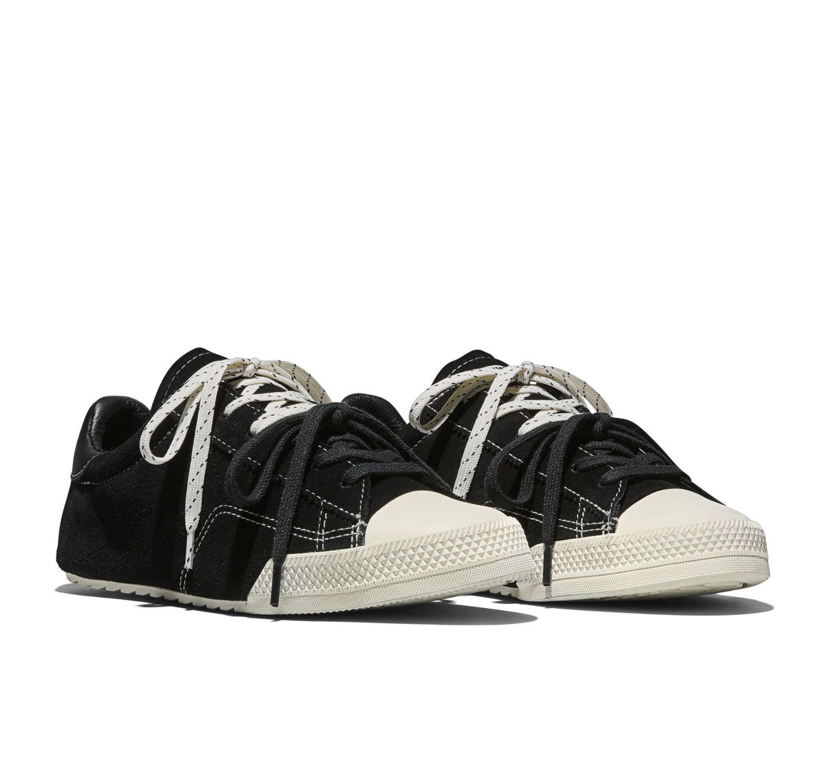 Chuck Taylor Lo