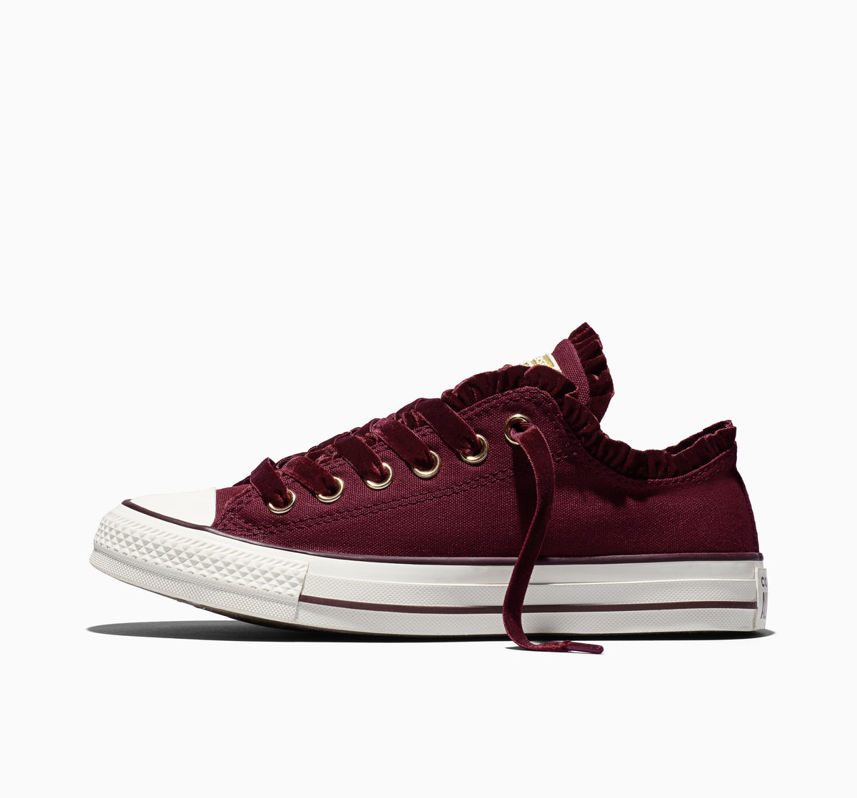 Chuck Taylor All Star Velvet Ruffle