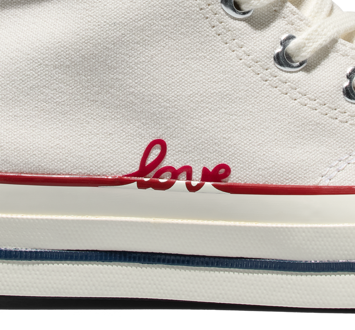 Chuck 70 Hearts