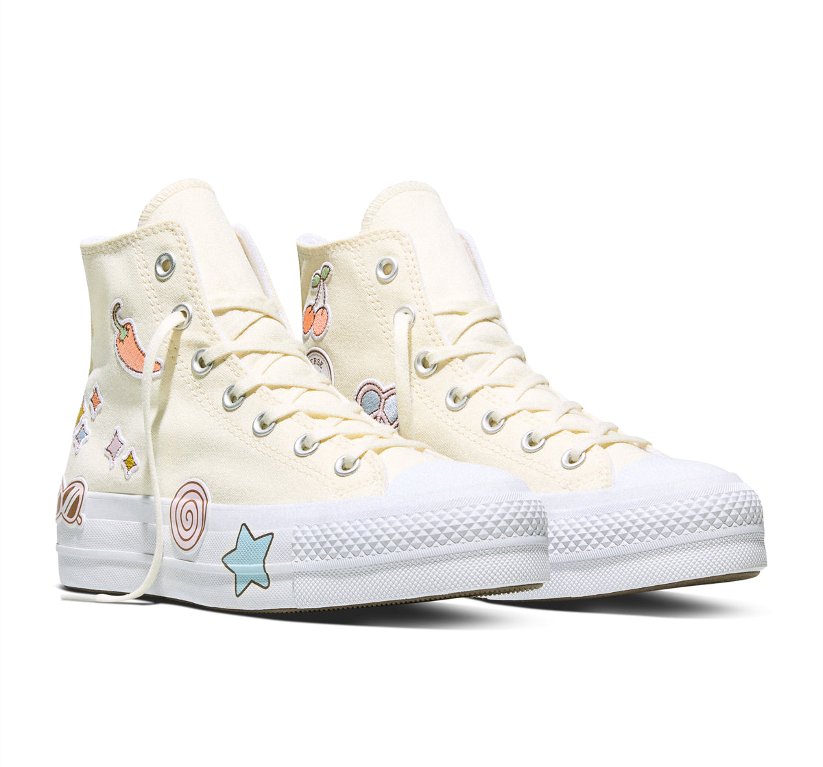 Chuck Taylor All Star Lift Platform Retro Appliqués
