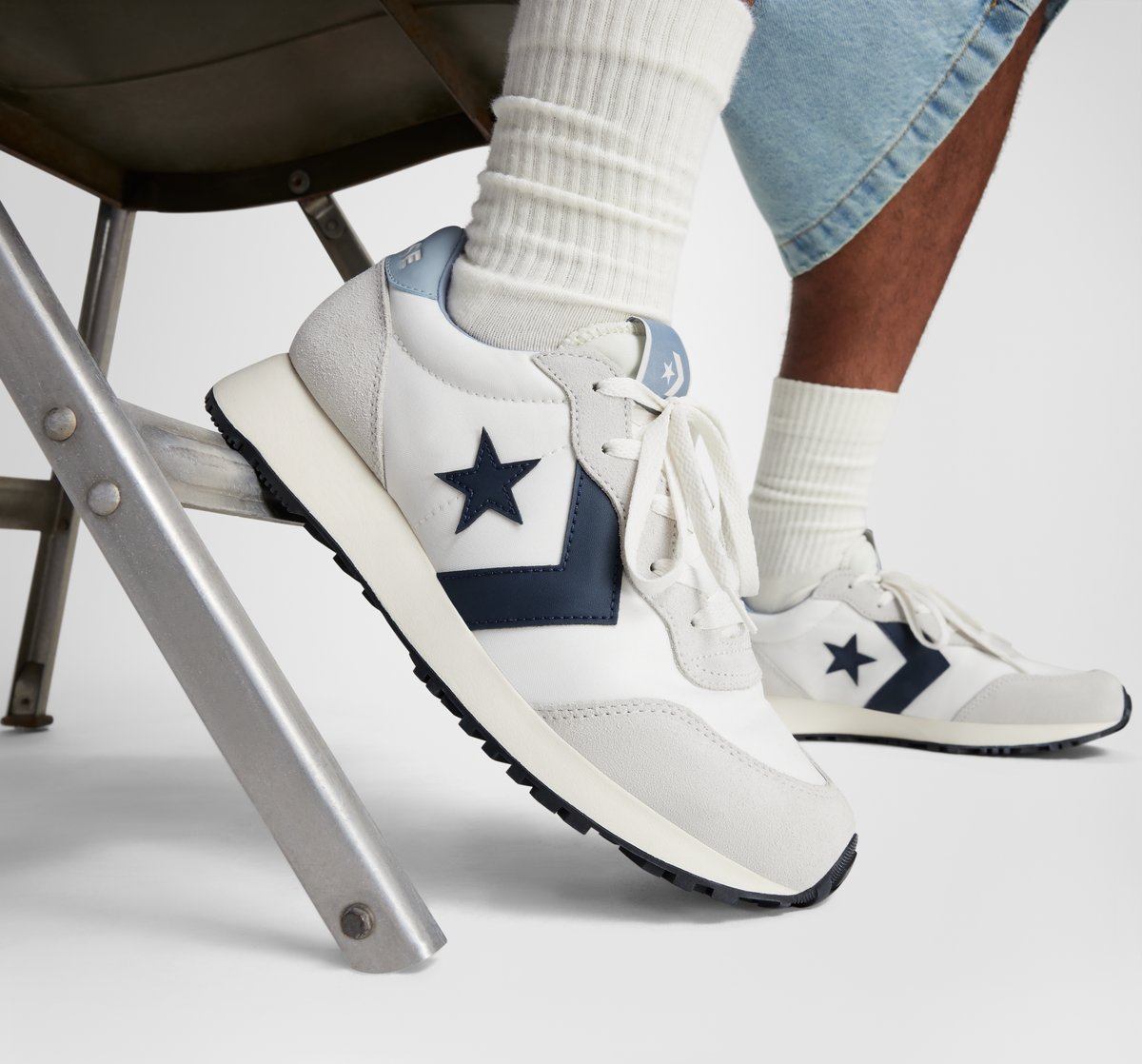 Converse Omega Trainer
