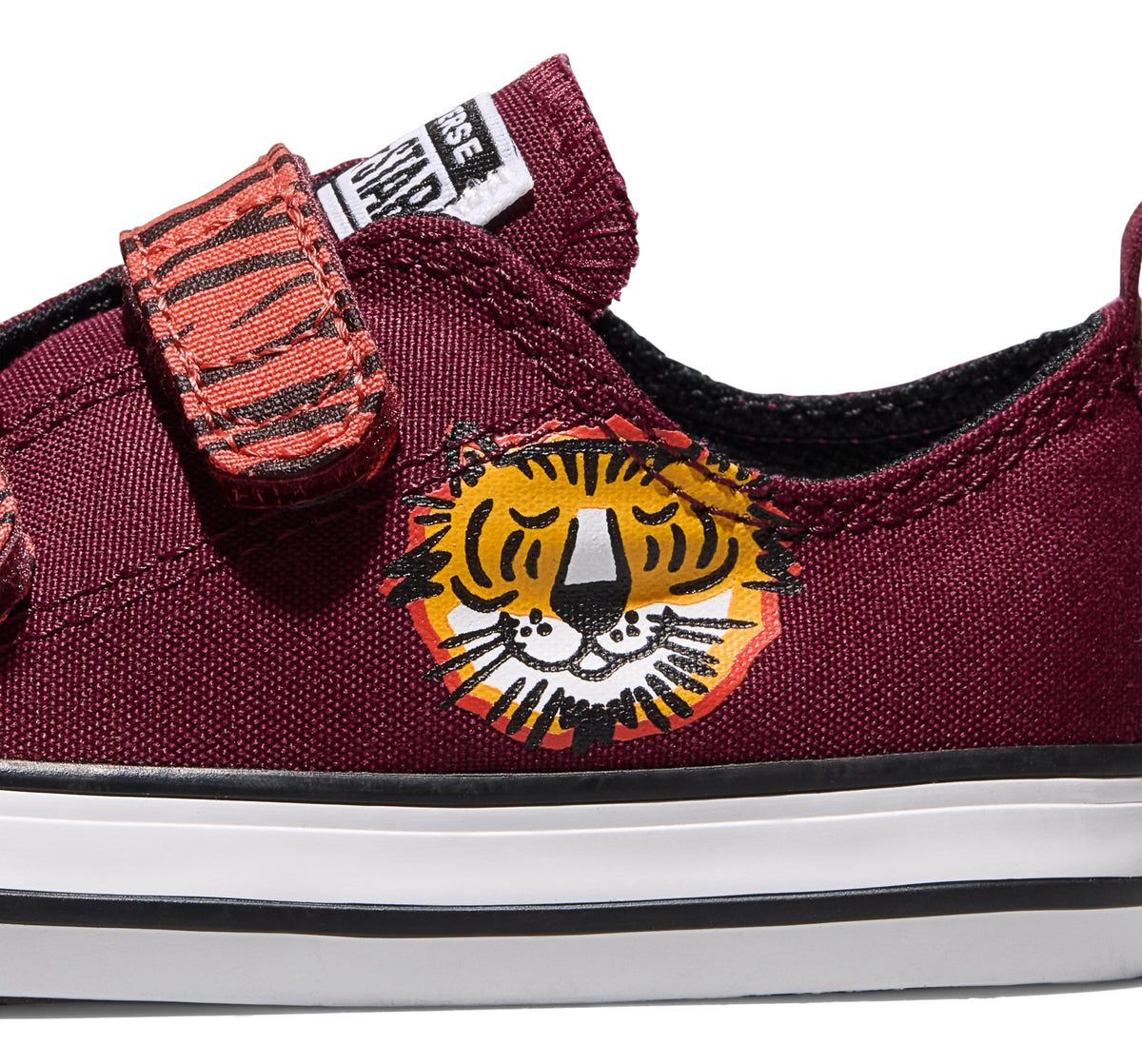 Chuck Taylor All Star Lions Easy On