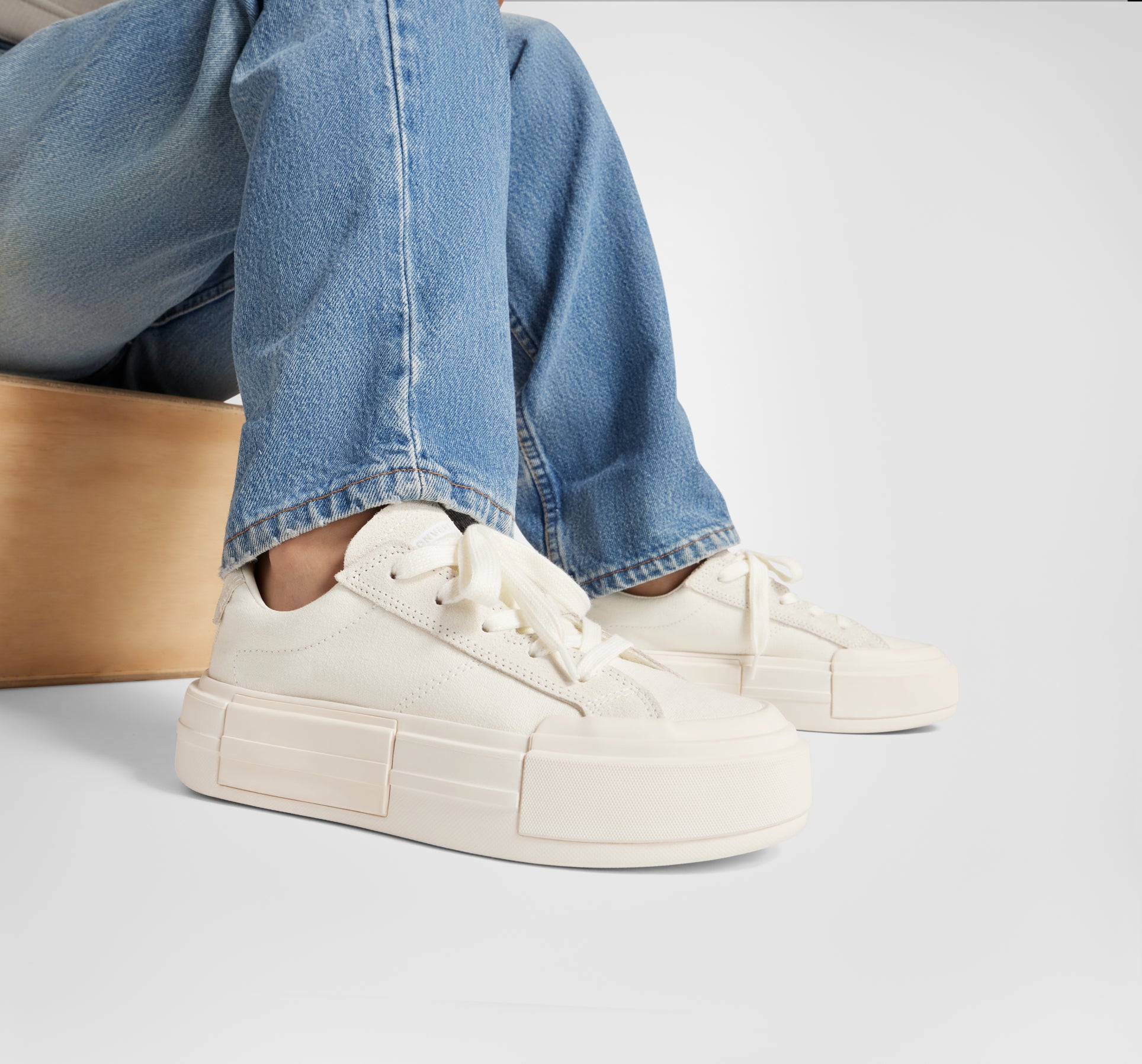 Converse Cruise
