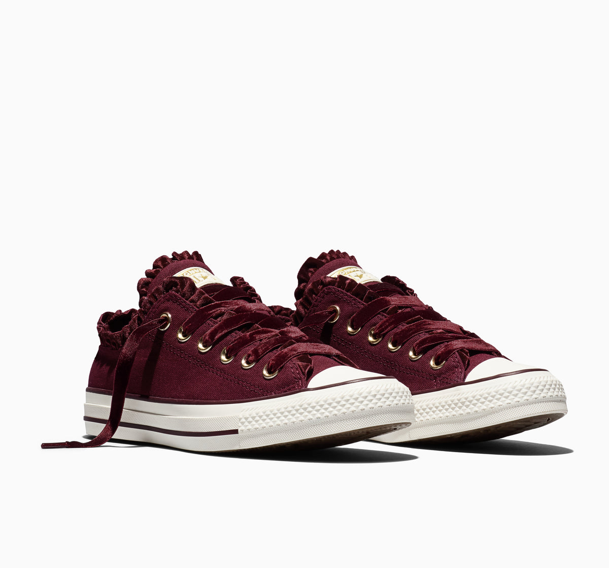 Chuck Taylor All Star Velvet Ruffle