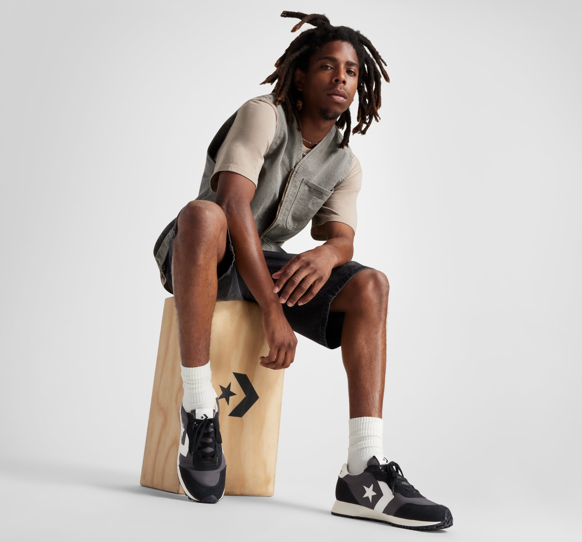 Converse Omega Trainer