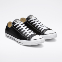 Converse Chuck Taylor All Star Leather Low Top Black