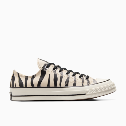 Converse Canada Chuck 70 Glow-In-The-Dark Zebra Print in Light Dune/Black/Egret