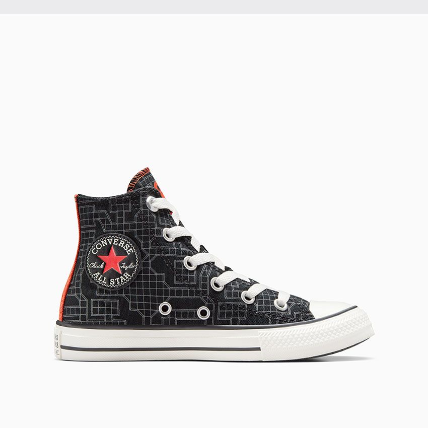 Converse x Dungeons & Dragons Chuck Taylor All Star in Black/White 