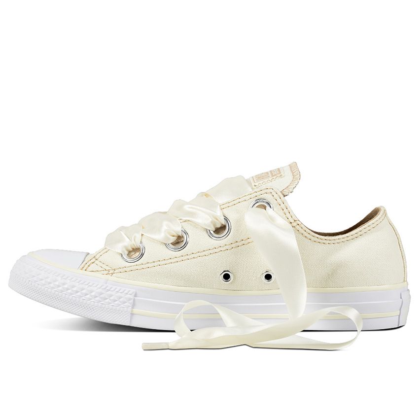 Chuck All Eyelets Pastel Canvas Low Top in Khaki/White - Converse Canada