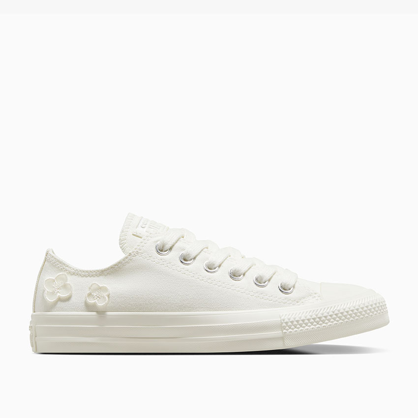 Chuck Taylor All Star 3D Flowers in Egret Egret Egret Converse Canada