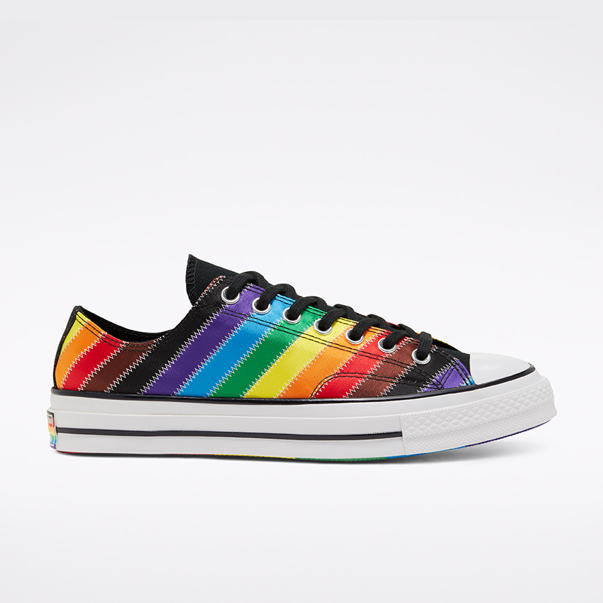 Converse pride canada hot sale