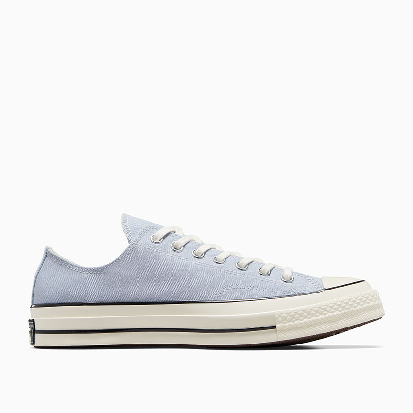 Converse clou online