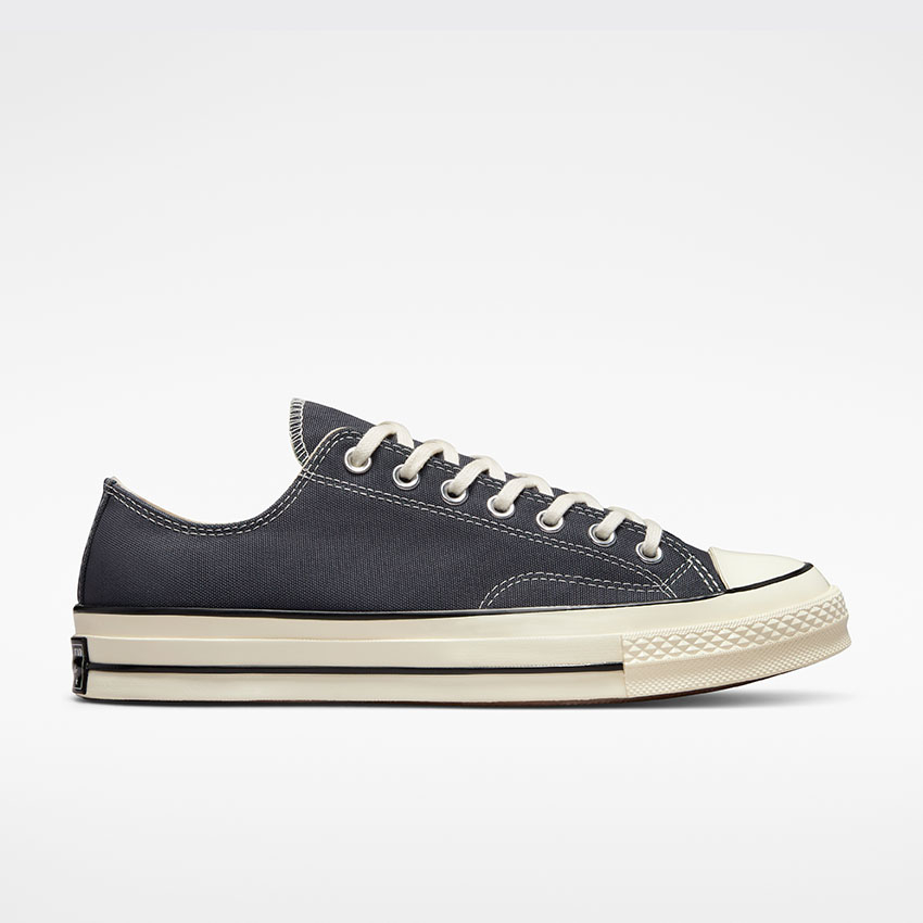 Grey converse low top on sale