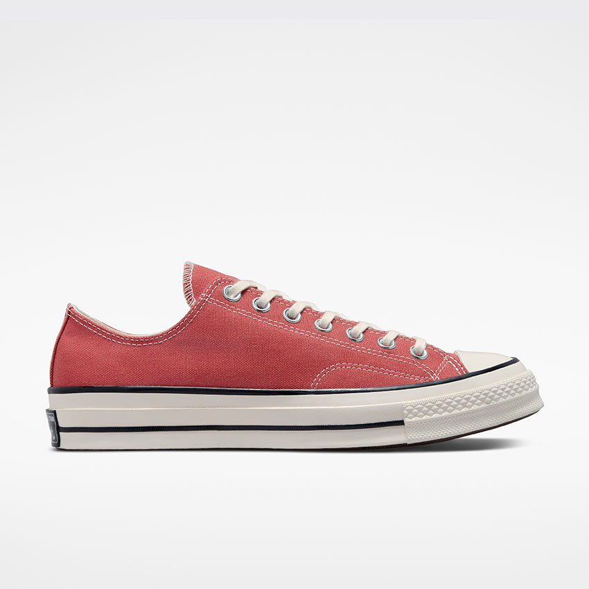 Chuck 70 Seasonal Colour in Rhubarb Pie Egret Black Converse Canada