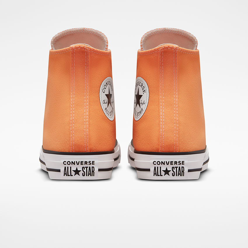 Chuck Taylor All Star Seasonal Colour in Peach Beam