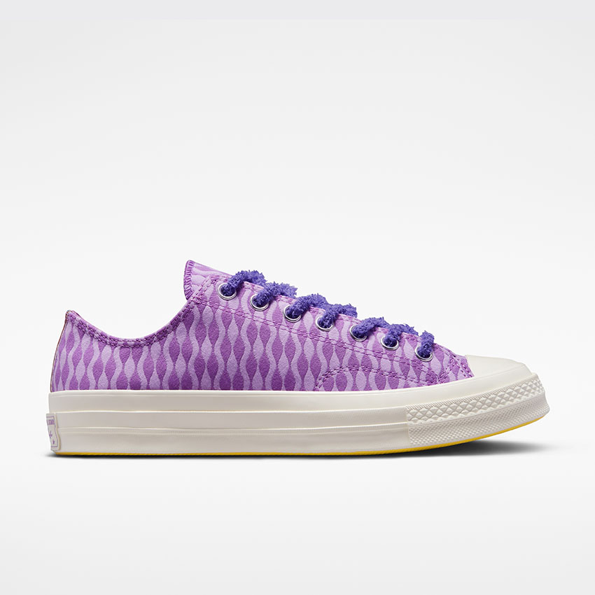 Purple converse for men hotsell