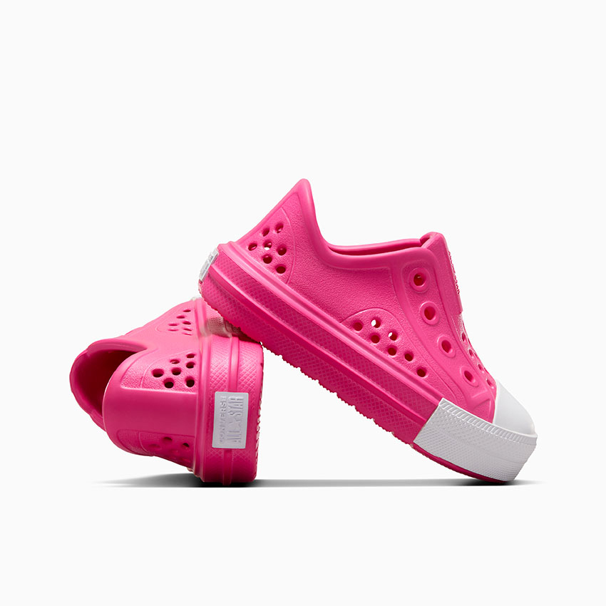Converse Chuck Taylor All Star Play Lite CX Low Top in Chaos Fuchsia Chaos Fuchsia White