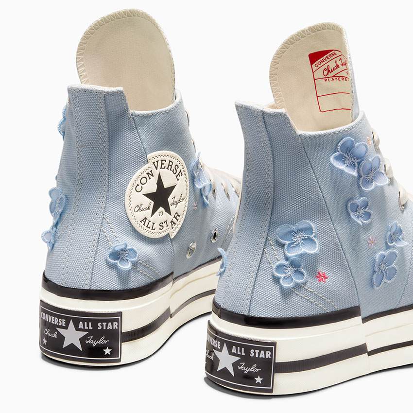 Chuck 70 Plus 3D Flowers in Cloudy Daze Egret Black
