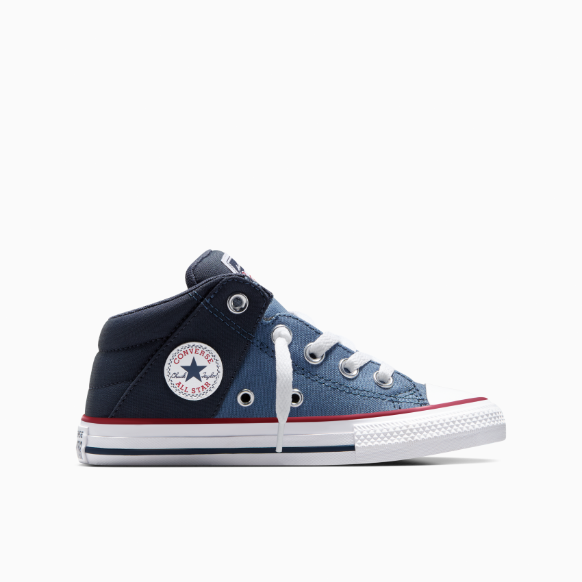 Chuck Taylor All Star Axel in Midnight Pass/Lakeside Blue