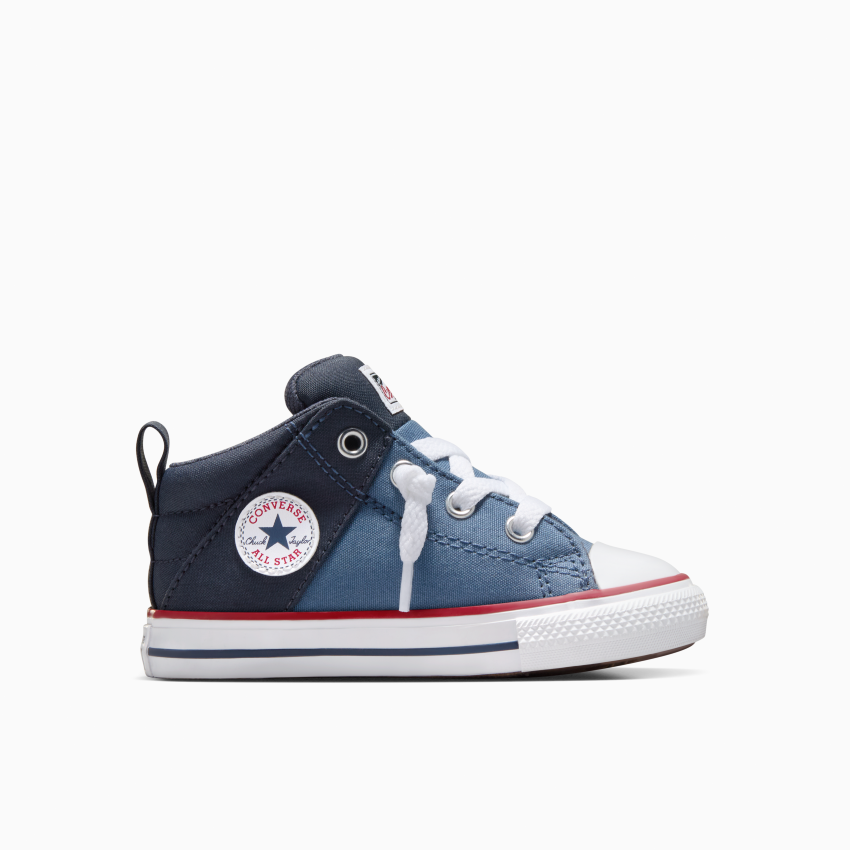 Chuck Taylor All Star Axel in Midnight Pass/Lakeside Blue