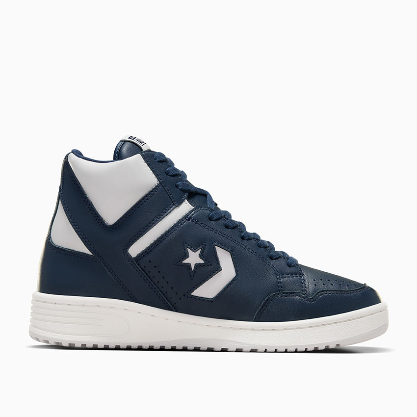 White converse mid 2025