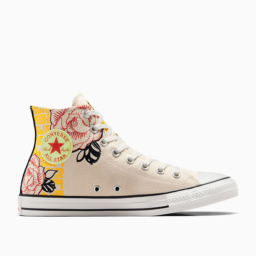 Official Converse Store x Topo Chico Chuck Taylor All Star in Cream Black Red