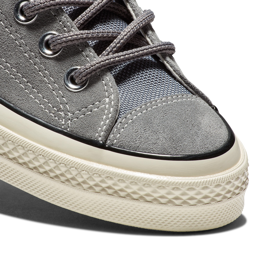 Grey converse suede online