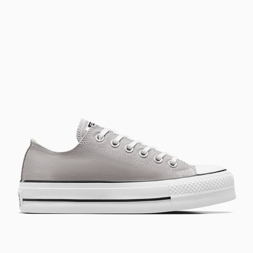 Converse Women s Chuck Taylor All Star Lift Platform Sneaker