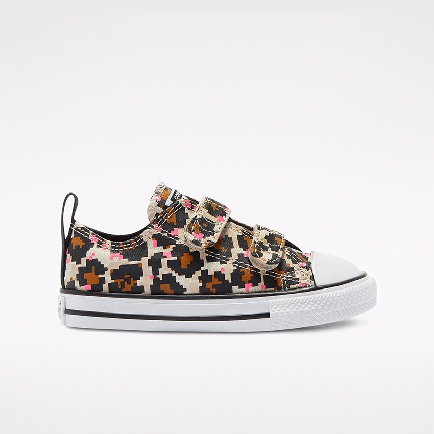 8 Bit Easy On Chuck Taylor All Star Low Top Infant Toddler in