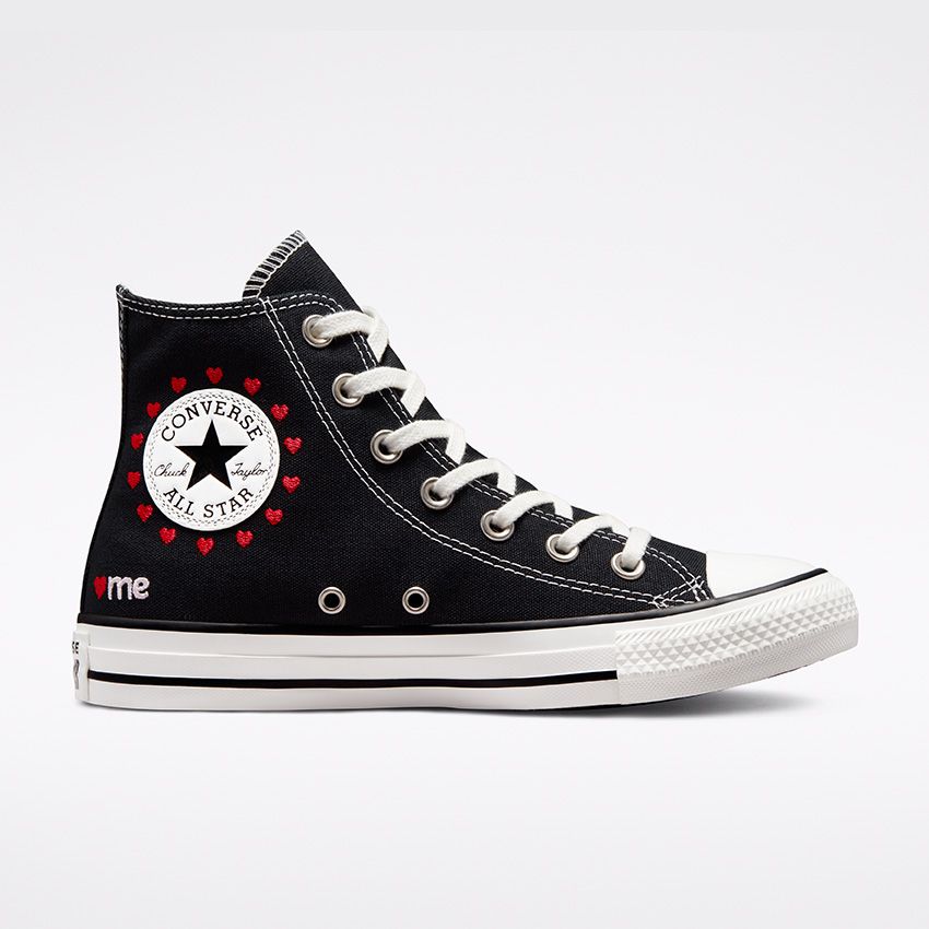 Chuck Taylor All Star Embroidered Hearts High Top in Black/Vintage 
