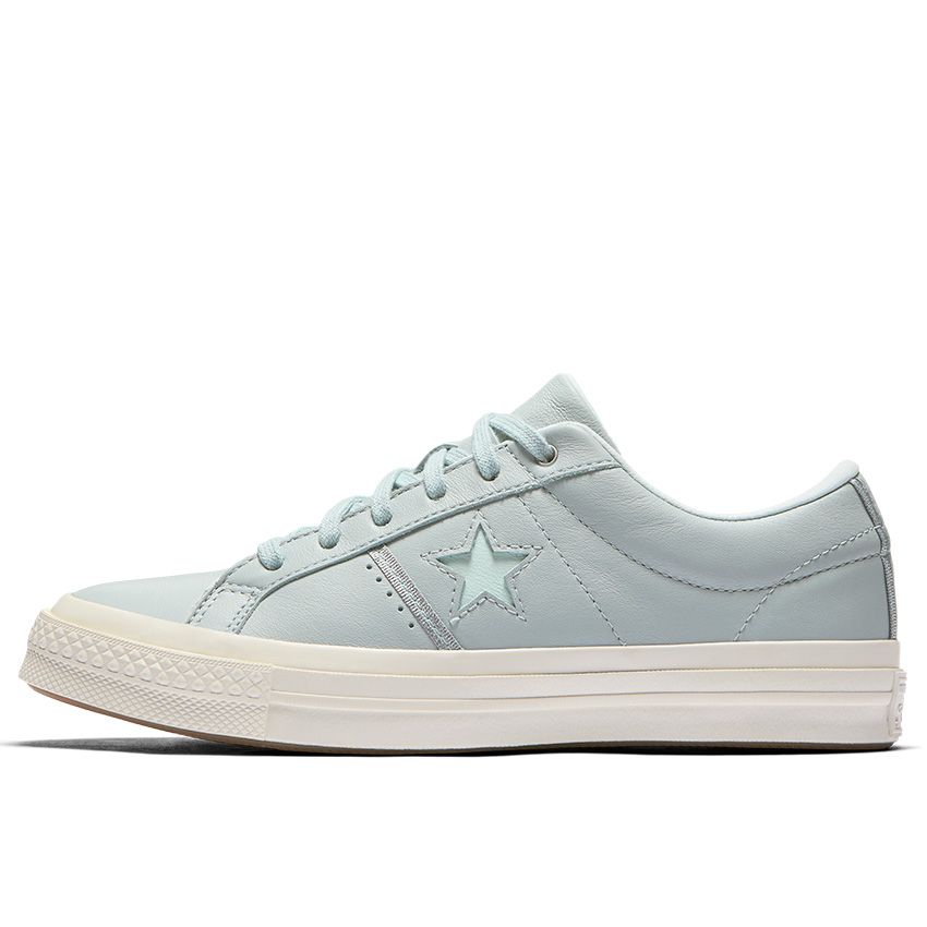 Converse one star hotsell piping
