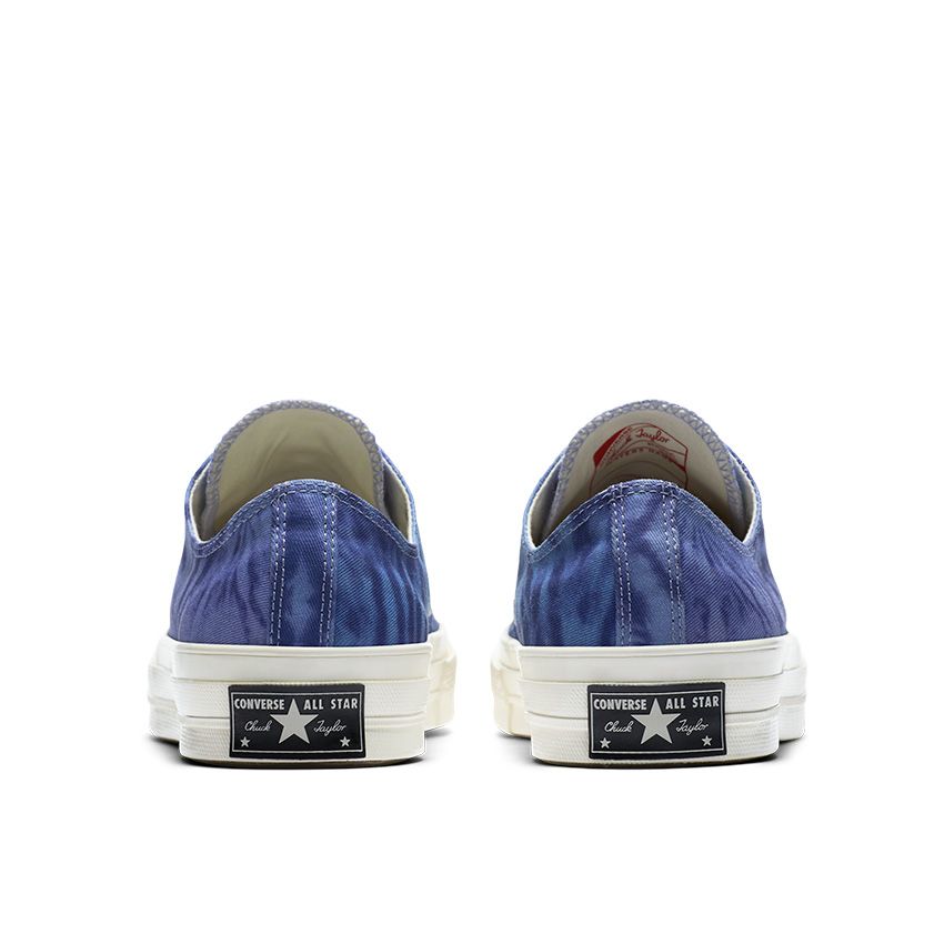 Blue tie dye converse deals