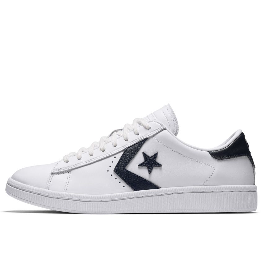 Converse pro leather low top black hot sale
