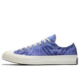 Chuck 70 Tie Dye Low Top in Court Purple Shoreline Blue Egret