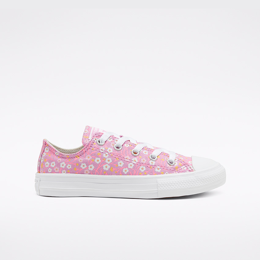 Ditsy Floral Chuck Taylor All Star Low Top Little/Big Kids | Converse.ca